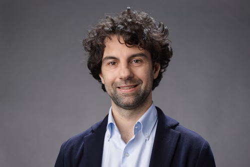 Plus les scientifiques en apprendront sur les coûts et les bénéfices de la densification urbaine, plus les urbanistes pourront prendre des mesures éclairées, explique Gabriele Manoli, professeur assistant à l'EPFL