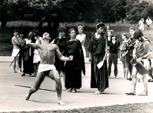 Joutes sportives organisées par des étudiants de Dorigny, jeux à l'antique, juin 1987.