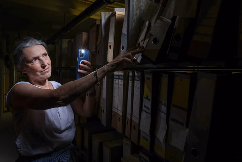Angelica Bersano travaille au service des Archives de l’EPFL