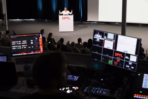 Conférence d'Alain Aspect, prix Nobel de physique 2022