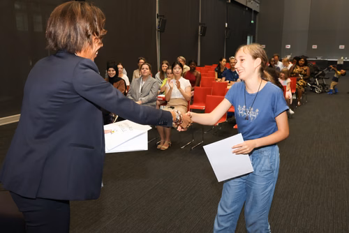 Remises des attestations pour les filles, Genève 2022