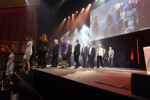 At the graduation ceremony held on Saturday morning, the students received their Master's degree in front of a crowd of 3,000 people made up of family and friends, professors and special EPFL guests.