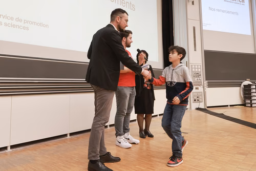 Journée à la découverte des Sciences et Remise attestations pour les enfants du Jura