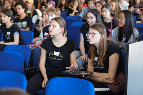 Le tout premier Meet up national du Coding club des filles s'est déroulé sur le campus de l’EPFL à Lausanne.