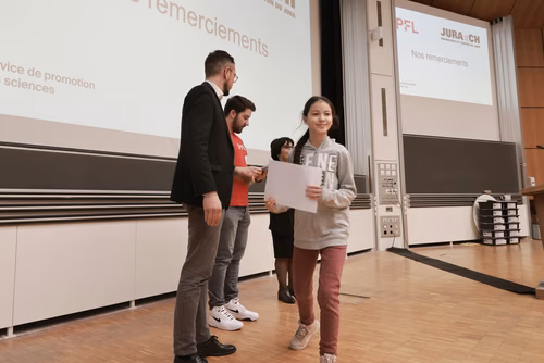 Journée à la découverte des Sciences et Remise attestations pour les enfants du Jura