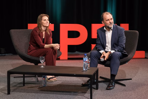 "From Promise to Impact : AI in Switzerland"