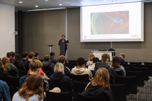 Journées des gymnasiens accueil et stands 