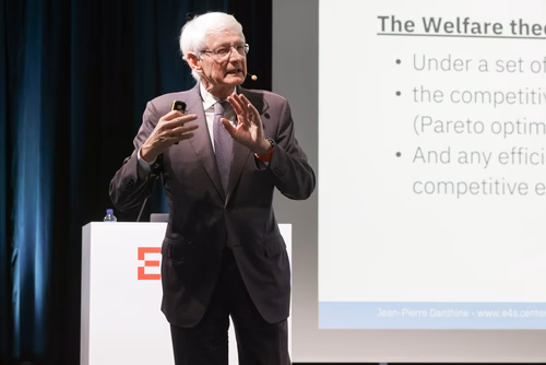 Jean-Pierre Danthine is Professor at the EPFL (Ecole Polytechnique Fédérale de Lausanne – College of Management of Technology), Managing Director of the Enterprise of Society Center (E4S) and President of the Paris School of Economics.