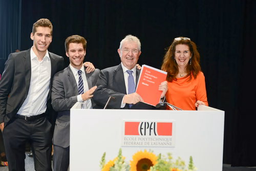 Remise des masters en informatique et systèmes de communication, le 1 octobre 2016
