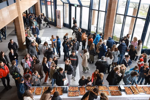 Journée à la découverte des Sciences Remise attestations "Internet & Code pour les filles" Service de la promotion des Sciences de l'EPFL 