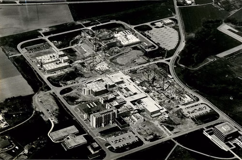 Vue aérienne de la première étape de l'EPFL à Ecublens.