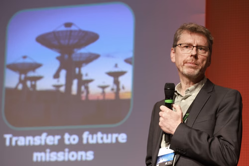 Challenges and opportunities in the space field. Practical and useful information for space industries and newcomers in the domain.
