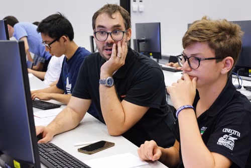 Cours Turing adressés aux gymnasiens, gymnasiennes de suisse romande.