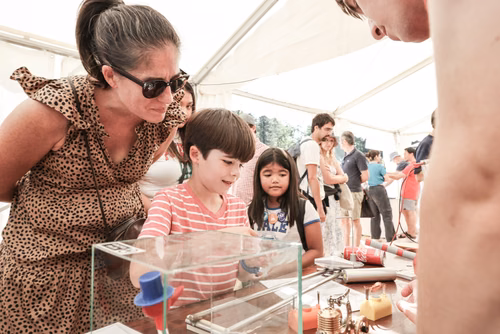 L'EPFL à l Nuit de la science à Genève, au Parc de la Perle du Lac.