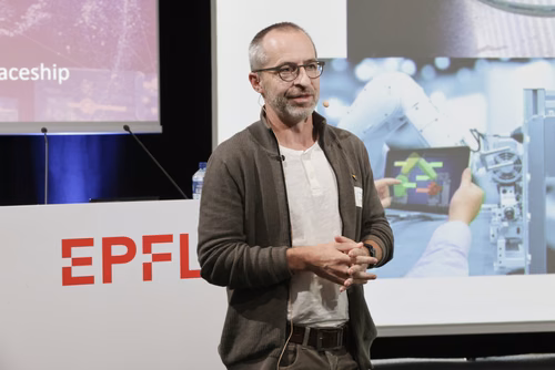 Engage durably in the Magic World of Photonics, the science and technologies of Light combined with Electronics!