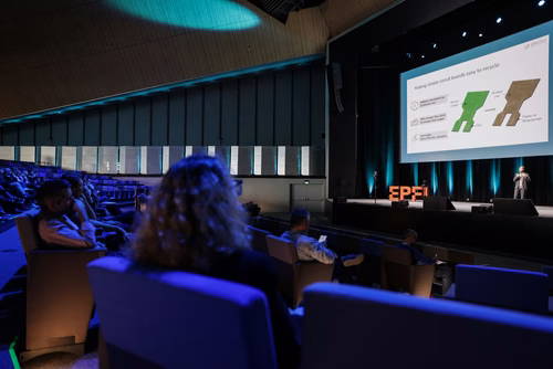 One day to dive at the forefront of Research and Innovation, connect with professors and researchers and explore potential industrial collaborations.