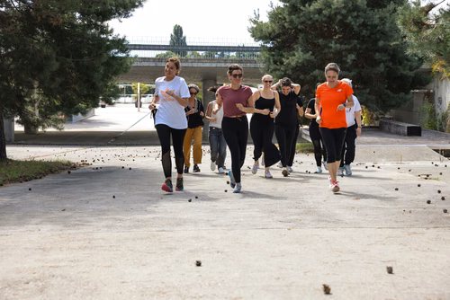 L’exercice physique et la méditation sont des méthodes qui ont fait leurs preuves pour conjurer le stress. Ces deux pratiques sont offertes gratuitement à la communauté EPFL chaque semaine lors de sessions de 30 minutes.