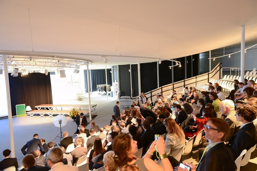 Remise des masters en informatique et systèmes de communication, le 1 octobre 2016