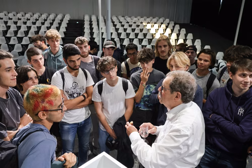 Conférence d'Alain Aspect, prix Nobel de physique 2022