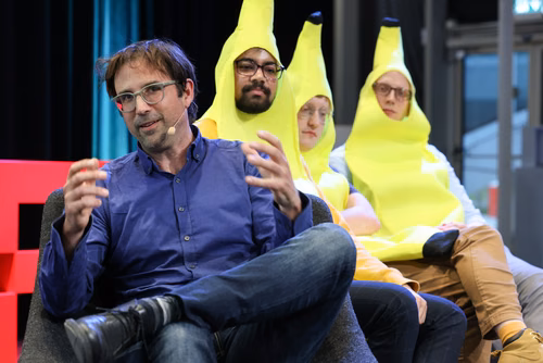 Les prix Ig Nobel honorent une recherche qui fait rire puis réfléchir.