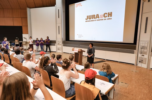 « Internet & Code pour les filles » de Porrentruy