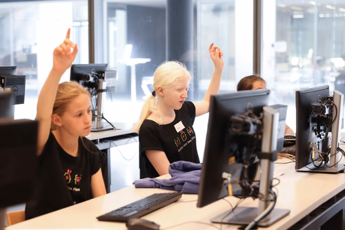Le tout premier Meet up national du Coding club des filles s'est déroulé sur le campus de l’EPFL à Lausanne.