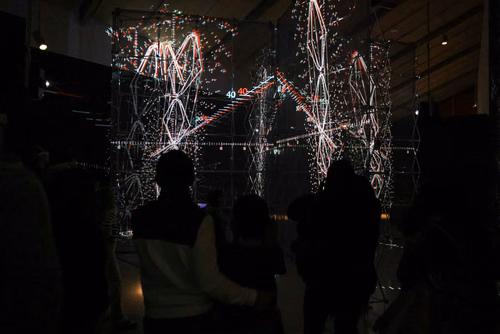 Une captivante immersion entre art & science pour tous les publics.
