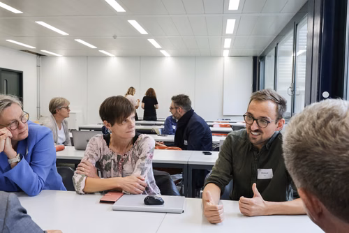 Le Service de promotion de l’éducation de l’EPFL et l’Académie suisse des sciences techniques SATW co-organisent un colloque consacré aux défis en matière d’éducation pour préparer la relève aux métiers de demain.