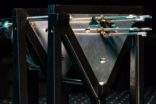 L’EPFL a officiellement rejoint le projet MUST (MUlti Spectroscopic Telescope), mené par l’Université Tsinghua en Chine, en tant que membre fondateur. Grâce à ce projet phare, les scientifiques pourront mieux comprendre l’Univers jeune, l’énergie noire et la matière noire.