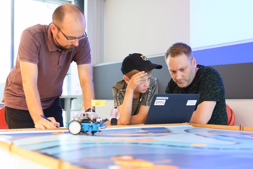 Le tout premier Meet up national du Coding club des filles s'est déroulé sur le campus de l’EPFL à Lausanne.
