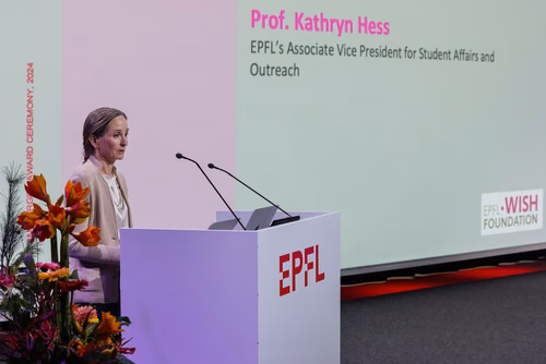 La Fondation WISH de l’EPFL remet cette année son prix Erna Hamburger à la chimiste Rosa Menéndez López pour ses contributions dans les domaines de la science, de l’ingénierie et de la société.