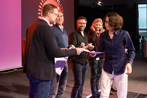 The 14 PhD Students finalists of the competition My Thesis in 180 seconds (MT180)  present their research in simple, straightforward terms in 3 minutes exactly, in English or in French, using humour, metaphores and examples.