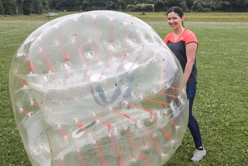 A l’occasion de la fin de l’opération Bike to Work, l’unité Durabilité organise un tournoi de bubble foot 