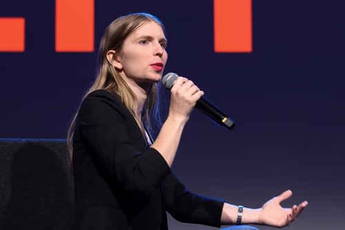 Former US army intelligence analyst, Chelsea Manning and EPFL Professor Carmela Troncoso,  in conversation at EPFL’s Rolex Learning Center next  for an exclusive, live discussion, open to the public and streamed, on privacy and data security for the public good.