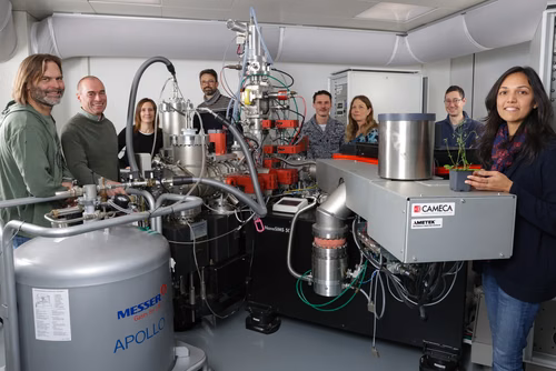 Une équipe de recherche conjointe de l’EPFL et de l’Université de Lausanne présente l’observation inédite d’un mécanisme de protection des plantes face au stress salin. L’étude ouvre de nouvelles perspectives de recherche pour renforcer la sécurité alimentaire.