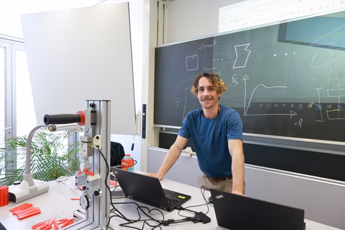Journée de sensibilisation aux Sciences à Soleure. Organisé par le service de promotion des études 