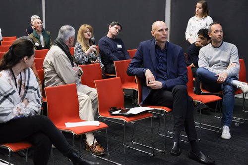 Séance d'information et de présentation des résultats de recherche sur la maladie de Parkinson au Campus Biotech Genève.