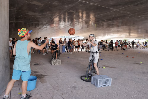 Festive event at the closing of Bike to Work 