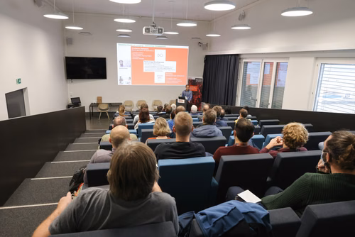 ETHZ ScopeM Visit at EPFL and at Dubochet Center
