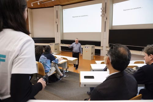 La découverte des sciences et des technologies au cœur du campus, pour les adultes et les enfants.