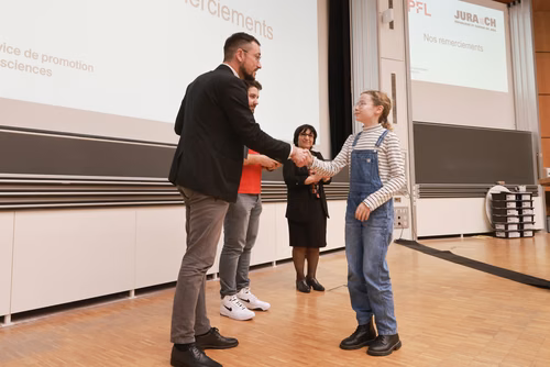 Journée à la découverte des Sciences et Remise attestations pour les enfants du Jura