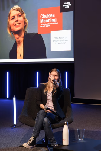 Former US army intelligence analyst, Chelsea Manning and EPFL Professor Carmela Troncoso,  in conversation at EPFL’s Rolex Learning Center next  for an exclusive, live discussion, open to the public and streamed, on privacy and data security for the public good.