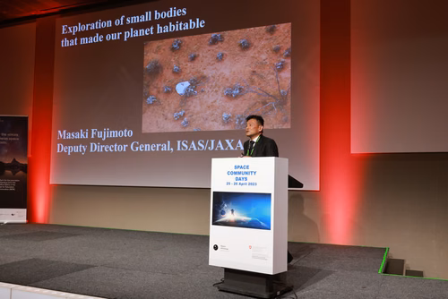 Challenges and opportunities in the space field. Practical and useful information for space industries and newcomers in the domain.