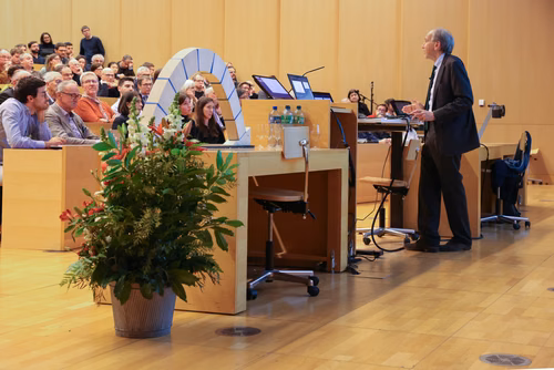 Introduction by Dean Katrin Beyer and Prof. Stephen Foster (President of the International Federation for Structural Concrete, fib). Lecture by Prof. Aurelio Muttoni, conclusion by Prof. Andreas Mortensen (EPFL Associate Vice President for Research).