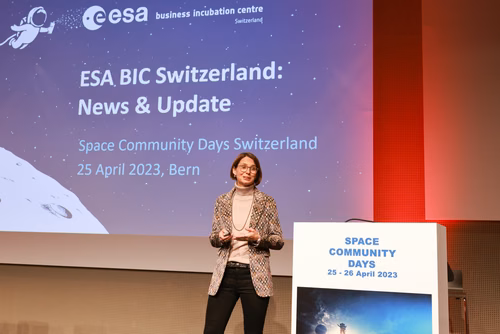 Challenges and opportunities in the space field. Practical and useful information for space industries and newcomers in the domain.