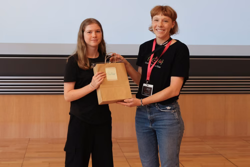 Le Meet up national annuel du Coding club des filles sur le campus de l’EPFL Service de promotion des sciences SPS 