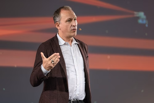 Learn how space exploration can drive public-private partnerships in science and technology. With keynotes from renowned Space Icons and panels featuring industry and research experts