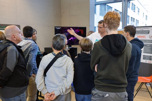 La découverte des sciences et des technologies au cœur du campus, pour les adultes et les enfants.