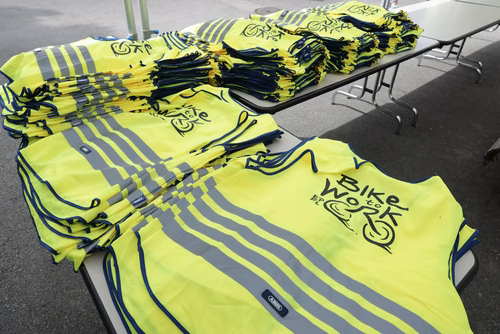 Bike to work is a team challenge that encourages the EPFL community to cycle to campus during May and June.