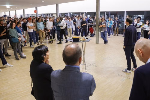 La découverte des sciences et des technologies au cœur du campus, pour les adultes et les enfants.